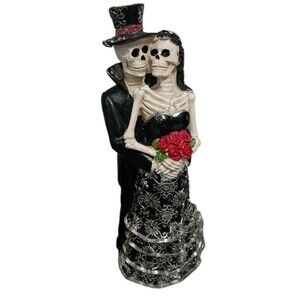 Day Of The Dead Skeleton Couple Decor